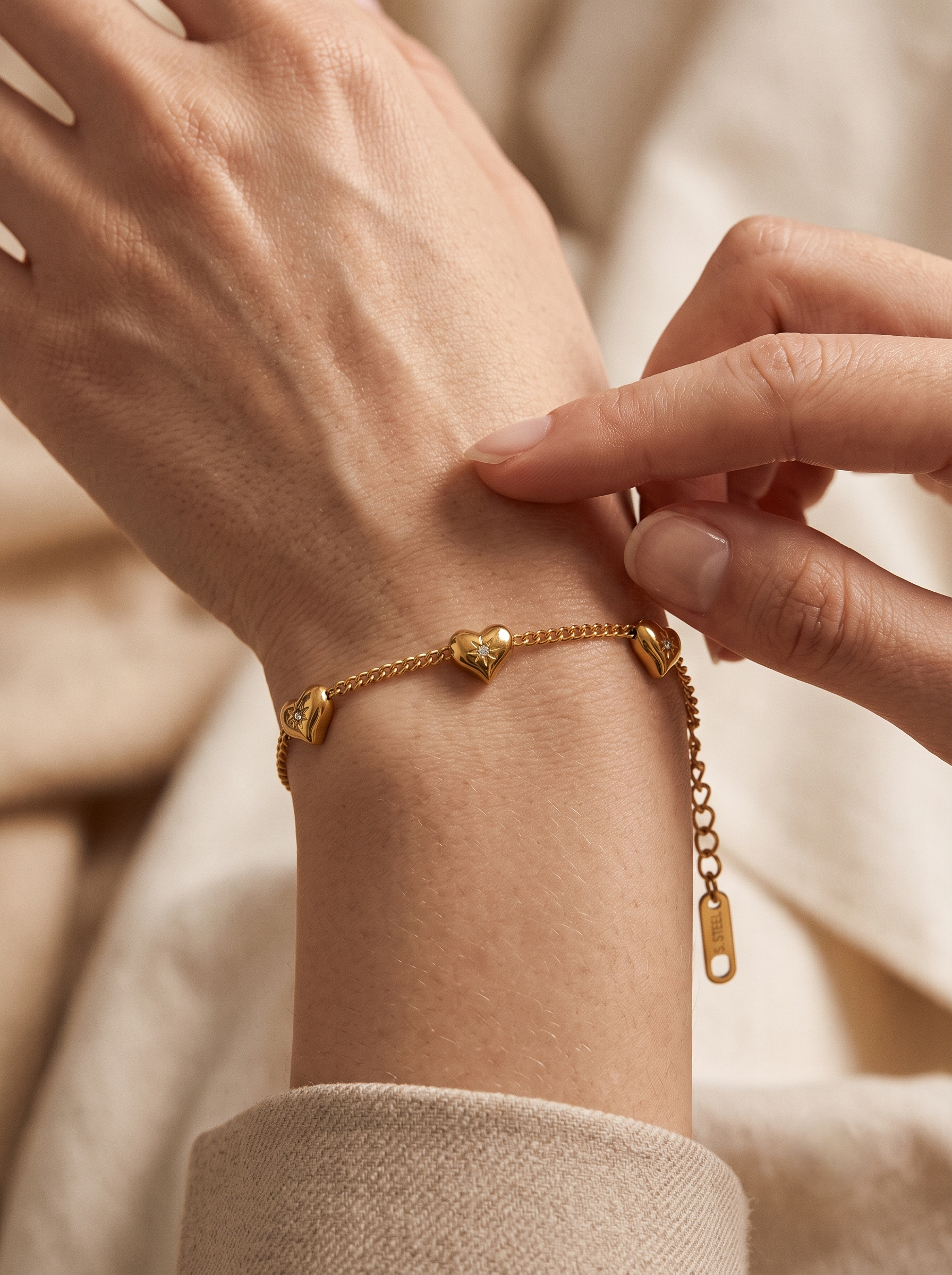 Heart Shape chain Bracelet