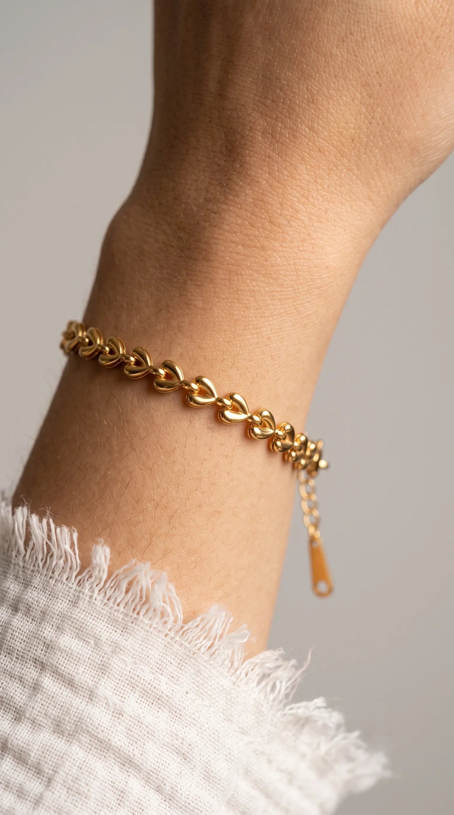 Golden Heart Link Bracelet