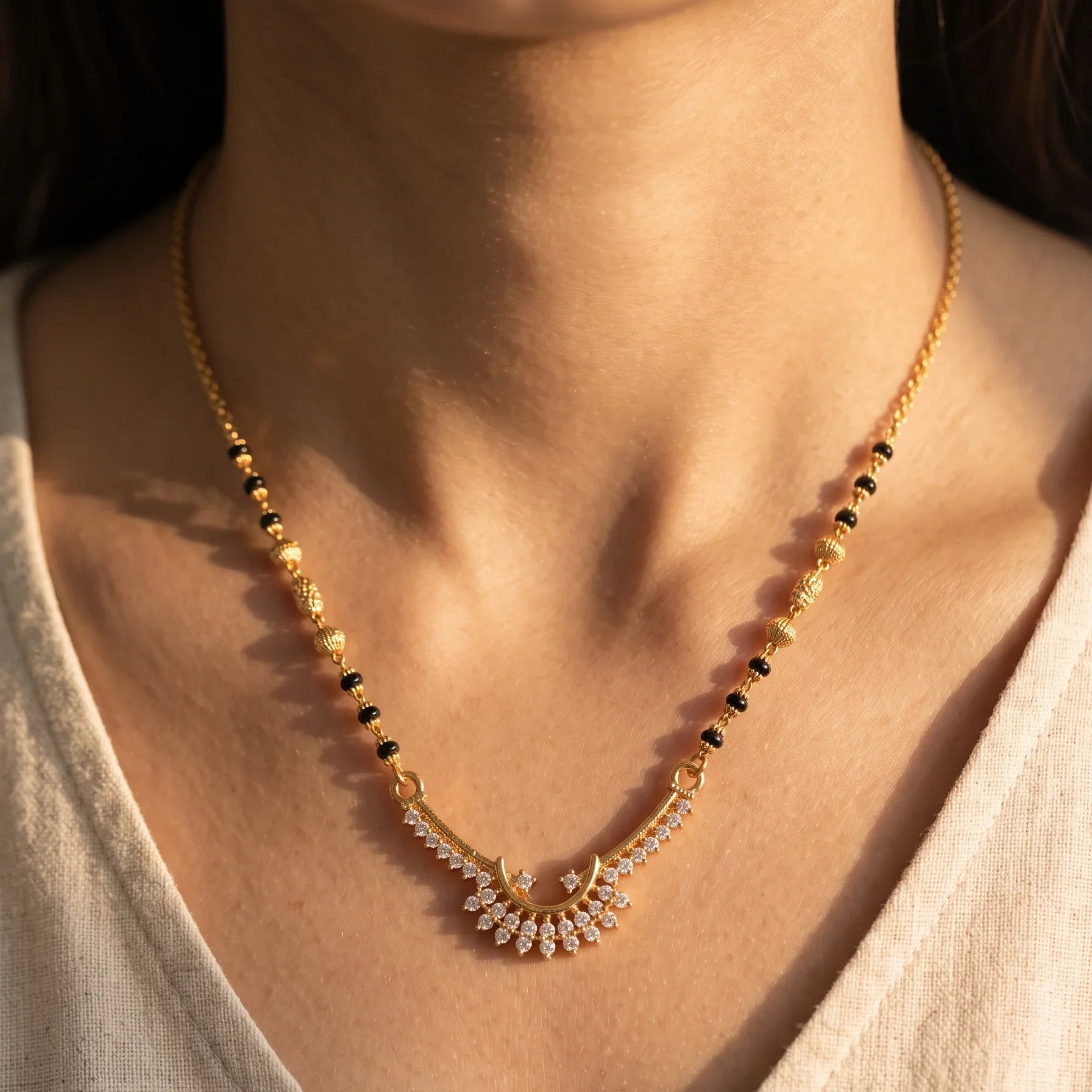 Suhagan Rekha Mangalsutra