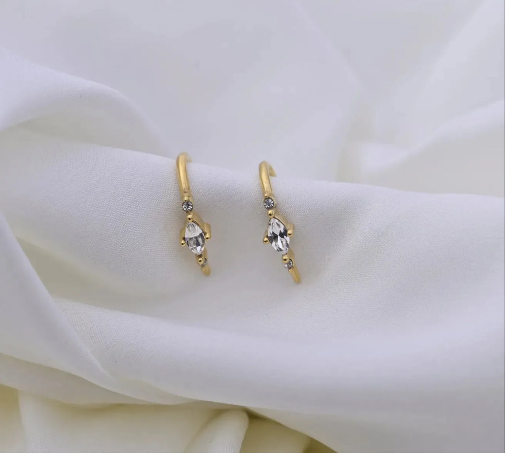 U Shaped Diamond Mini Studs Earrings - Diatoms