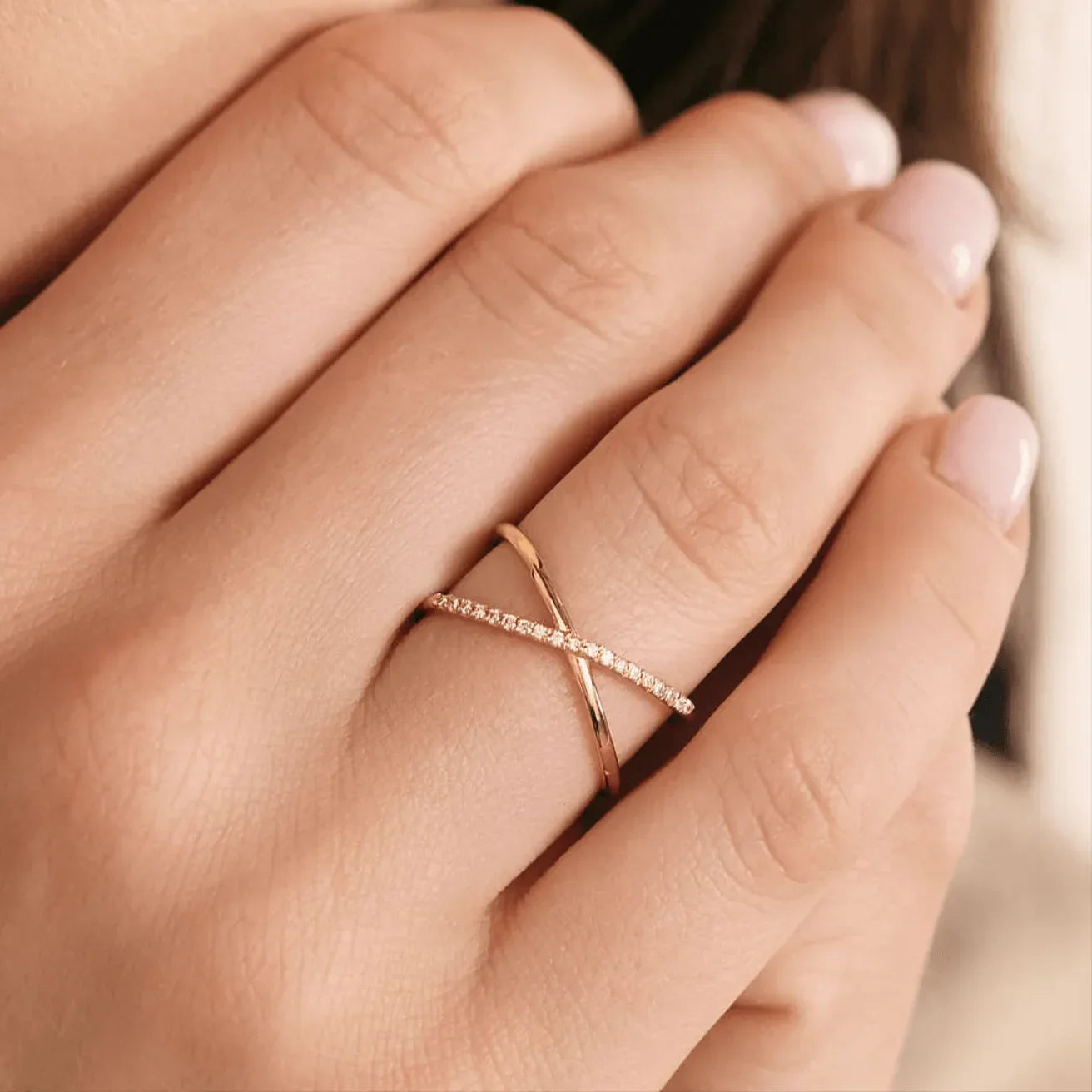 Diamond-Studded Gold Circle Ring - Diatoms