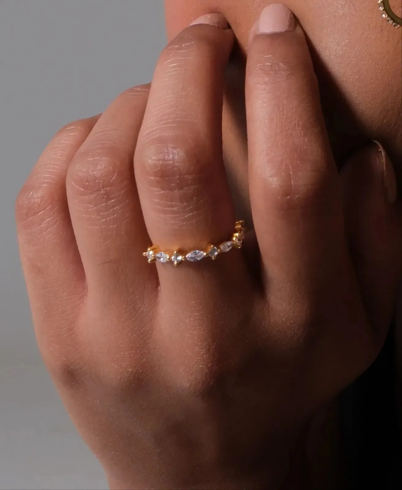 Majestic Solitaire Ring - Diatoms