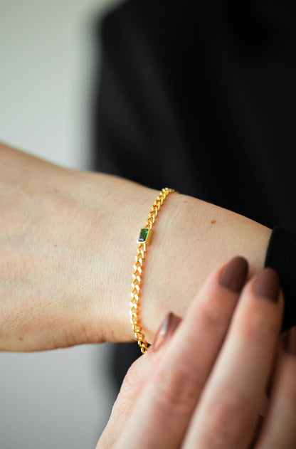 Golden Green Stone Elegance Bracelet