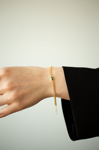 Golden Green Stone Elegance Bracelet