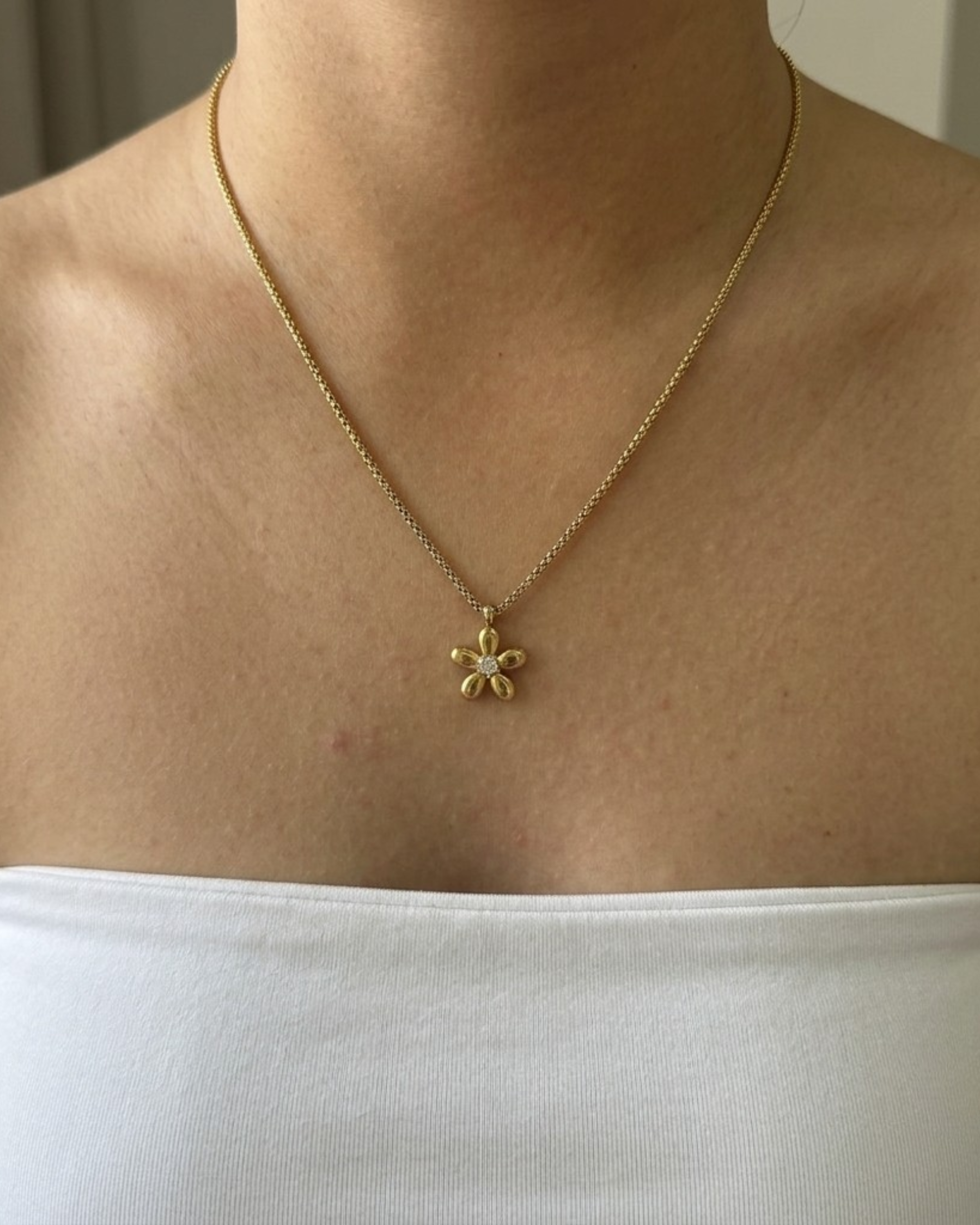 Diatoms Floral Shaped Necklace