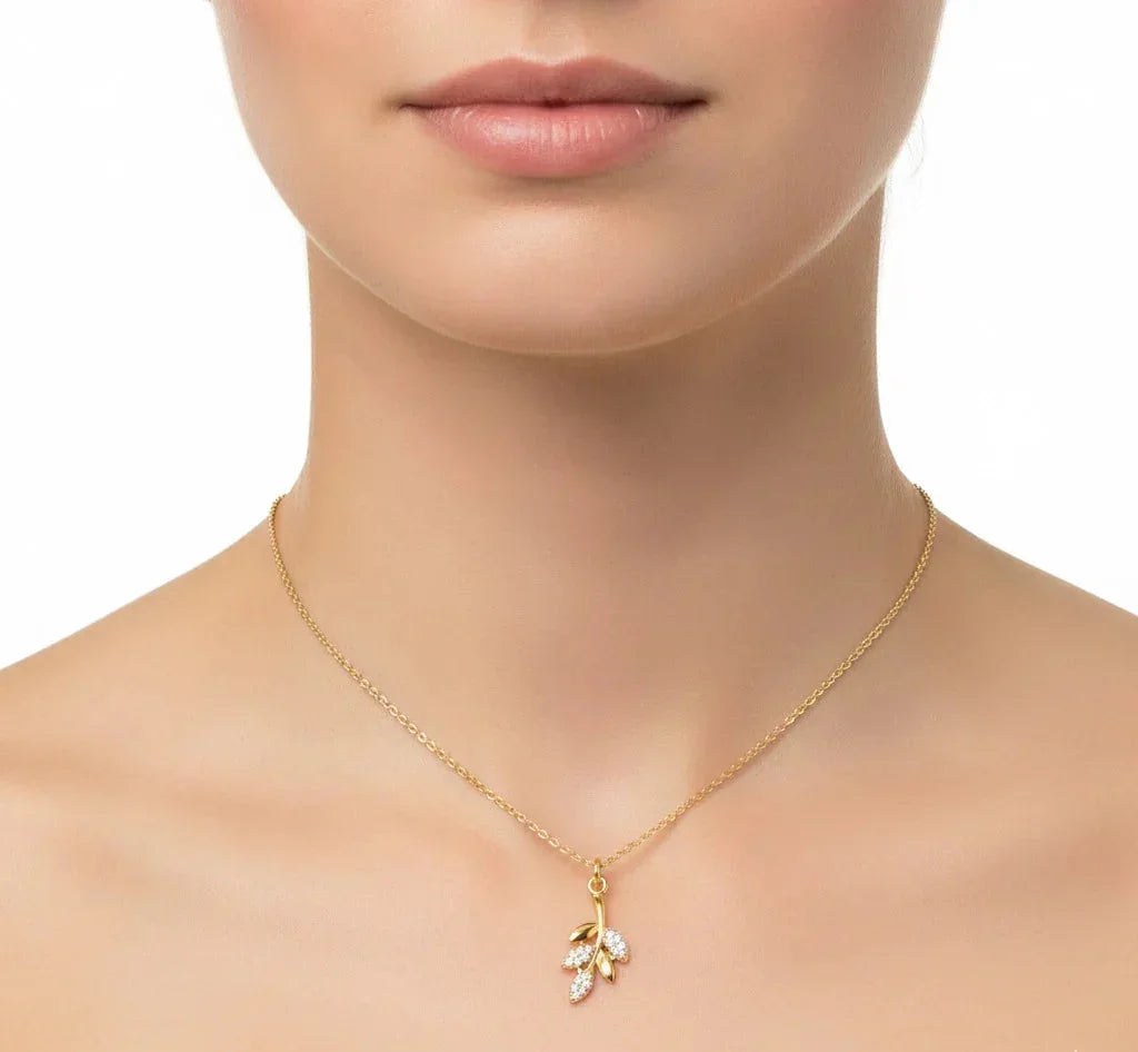 Chic Leaf Shaped Necklace
