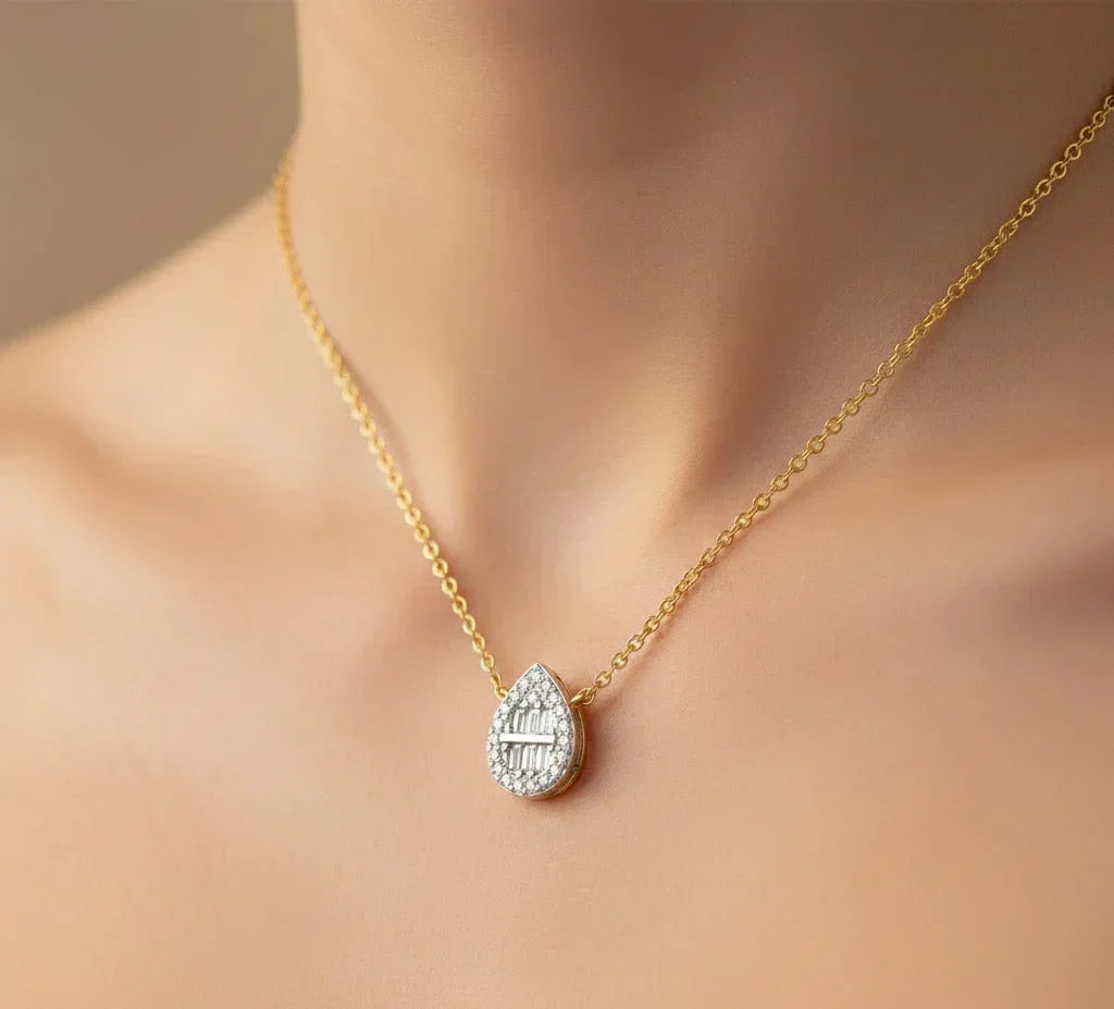 Elegant Water Droplets Zircon Pendant