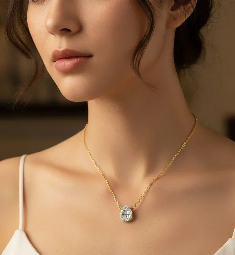 Elegant Water Droplets Zircon Pendant
