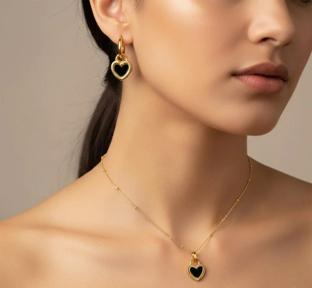 Black & White Heart Shape Double Side Necklace And Earrings