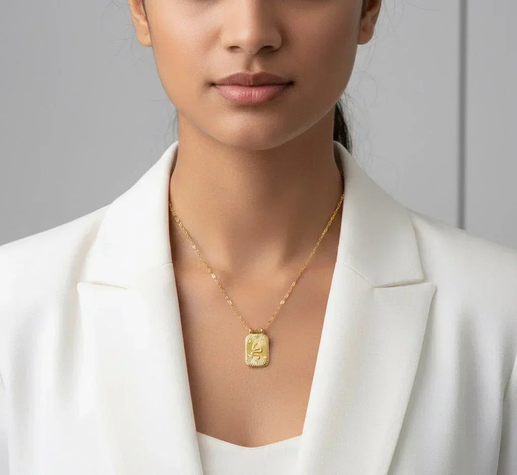 Luxe Squared Pattern Snake Necklace