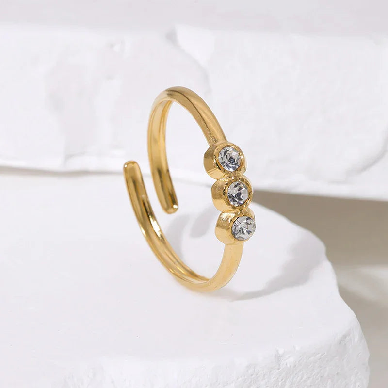 Diatoms Luxe French Style Ring