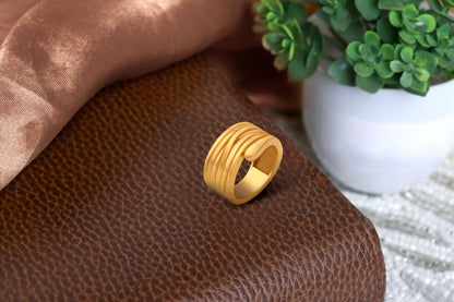 Luxe Gold Wrap Ring