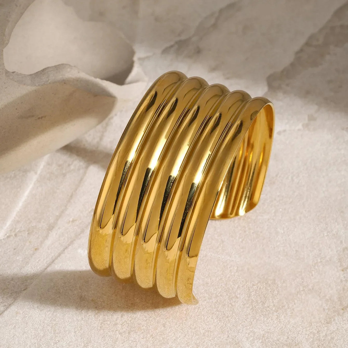 Aurora Wavy Cuff Bracelet - Diatoms