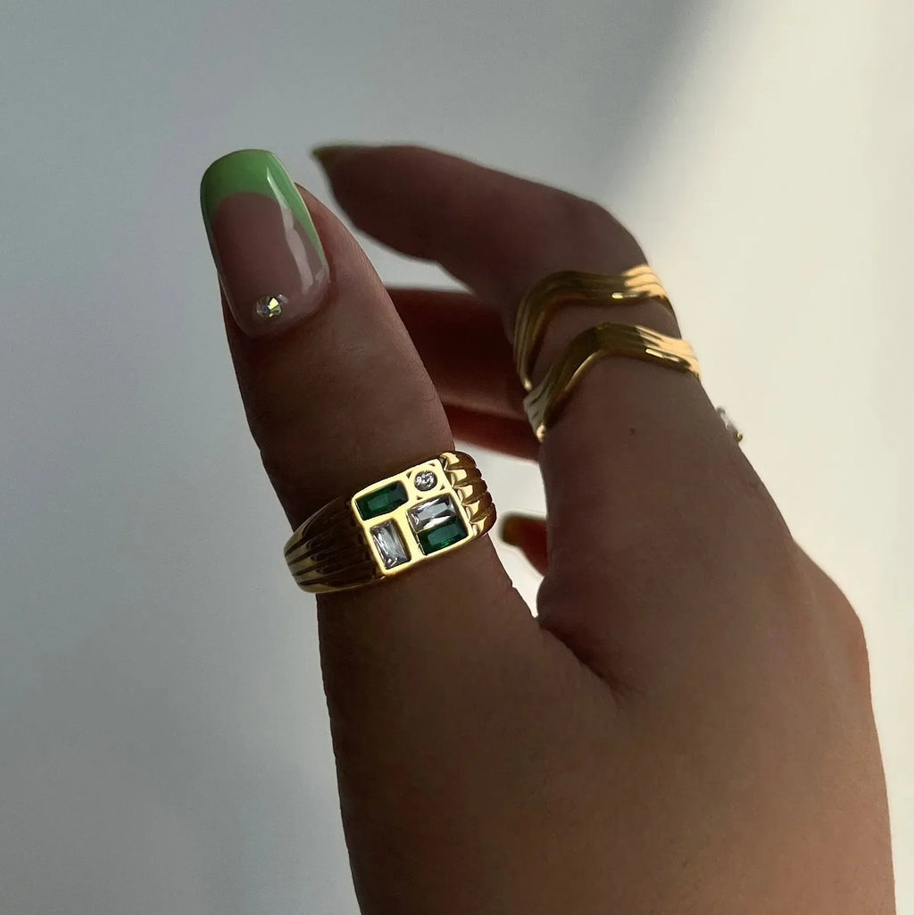 Retro Geometric Dainty Rings - Diatoms