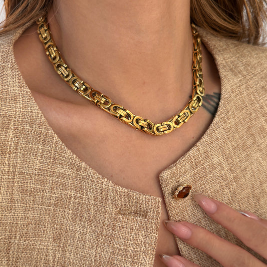 Classic Lavish Necklace