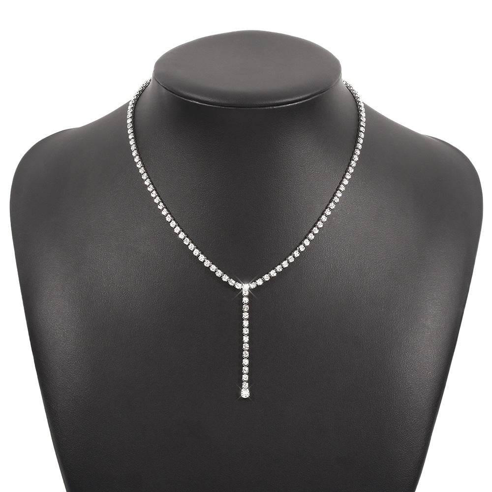 Edgy Elegance Glamour Diamond Necklace