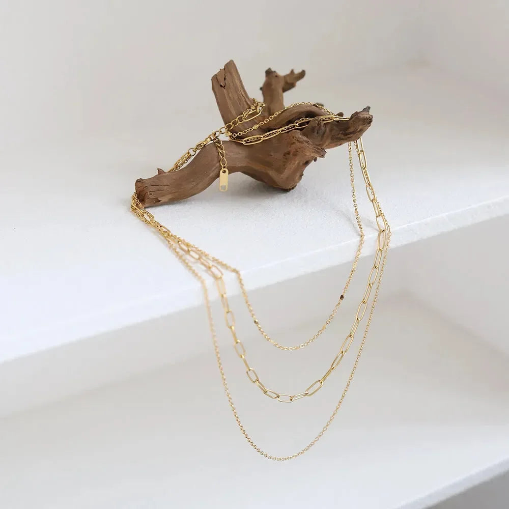Charming Three Layered Necklace - Diatoms