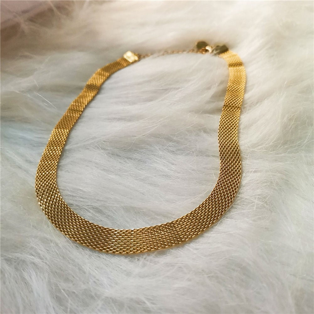 Luxy Classic Belt Necklace