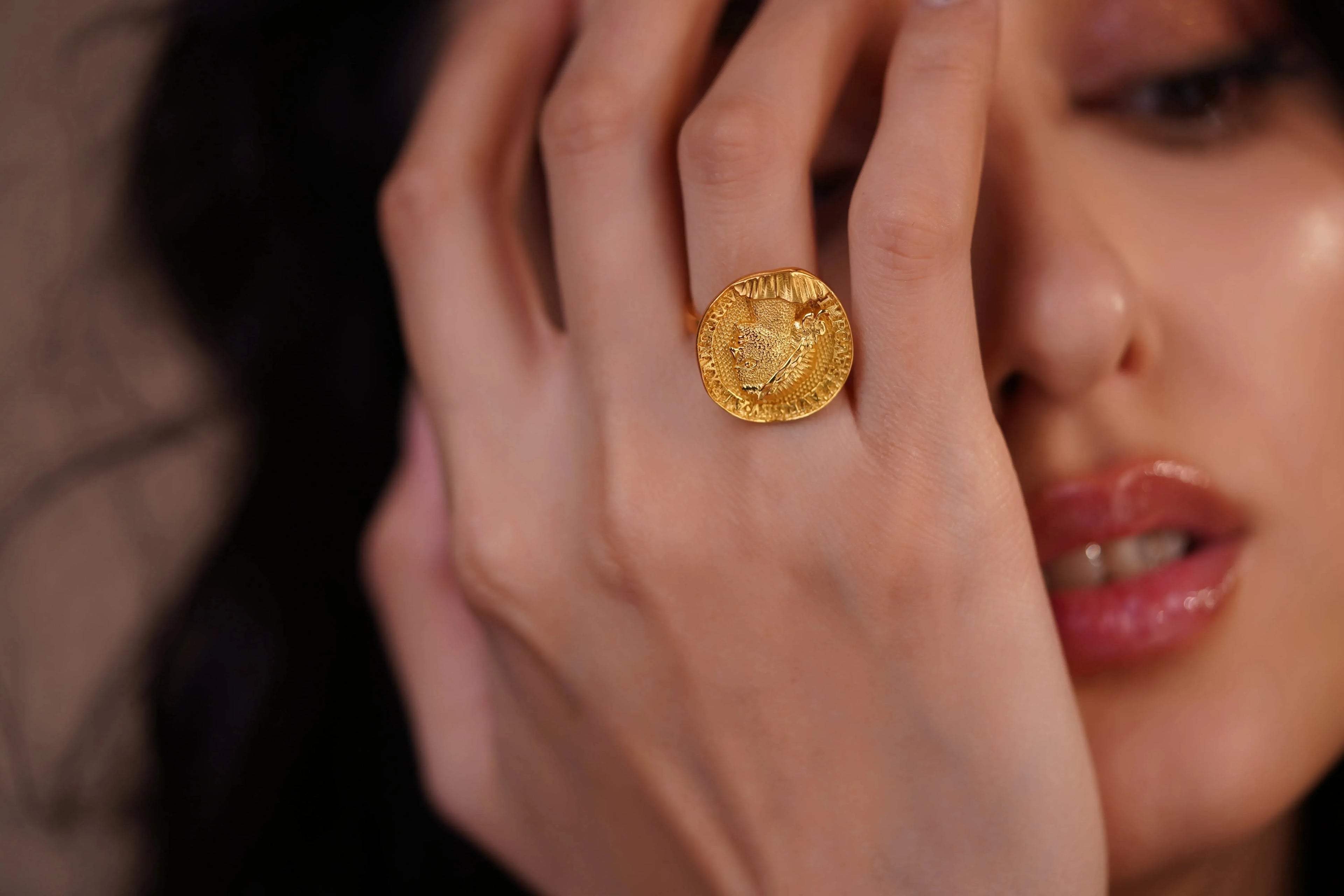 Luxe Vintage Gold Ring - Diatoms
