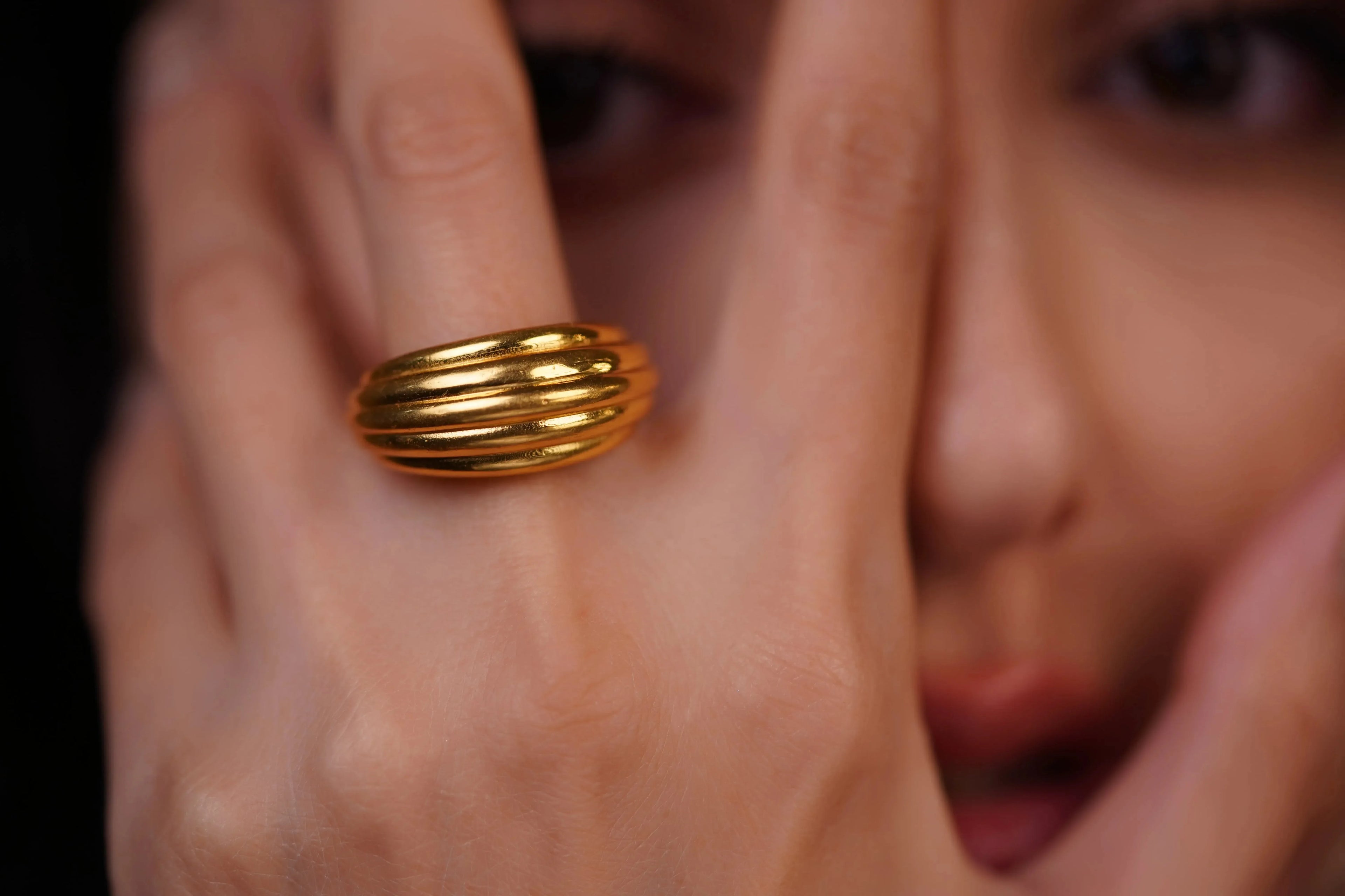 Luxe Chunky Gold Ring - Diatoms