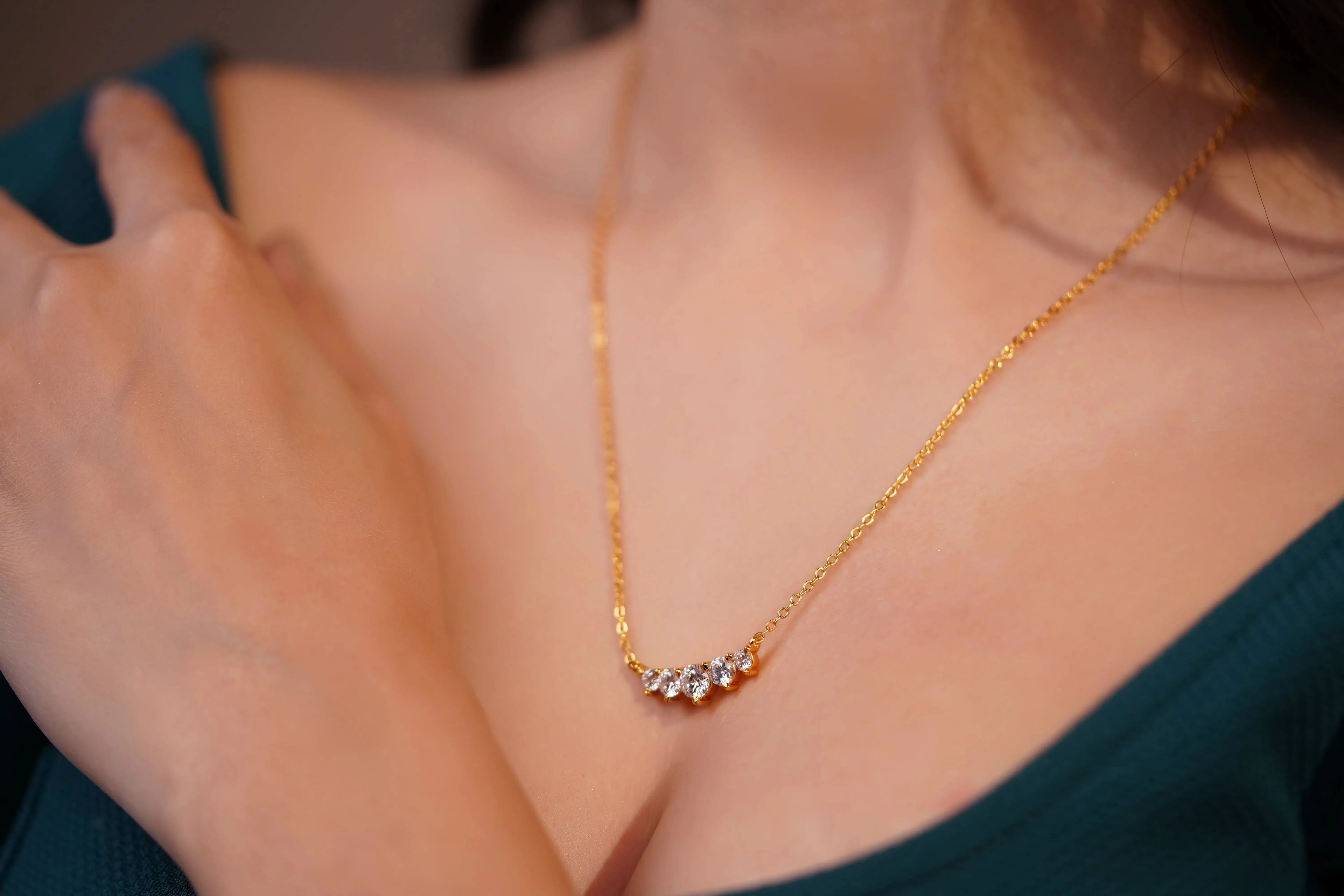 Luxe Five Diamond Necklace - Diatoms