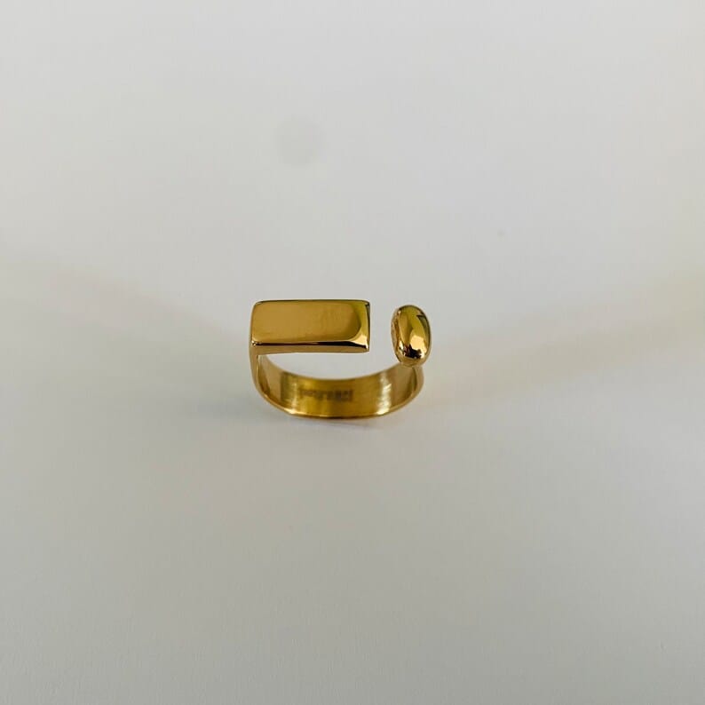 Luxe Squared Gold Ring