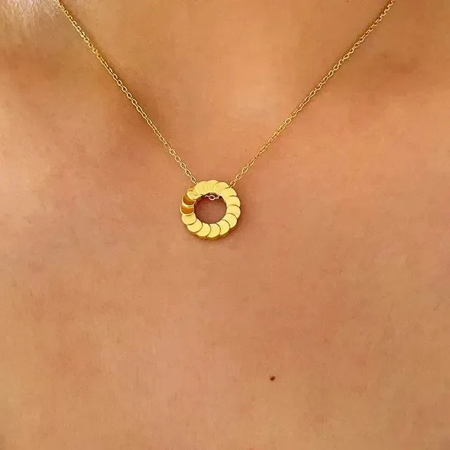 Luxe Round Hollow Pendant - Diatoms