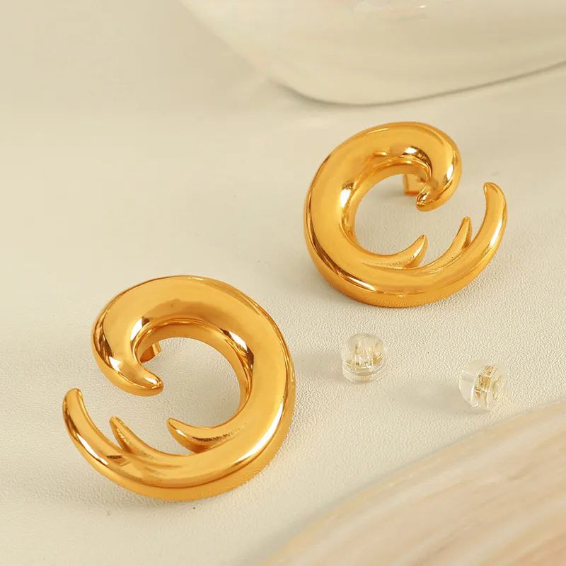 Oceanwave Stud Earrings