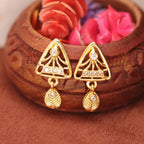 Prabha Trikonika Earrings