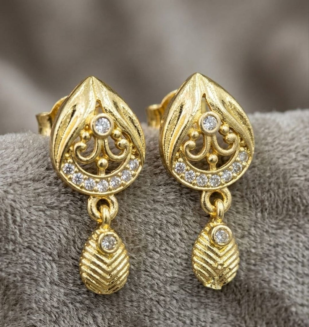 Shikhar Rashmi Earrings