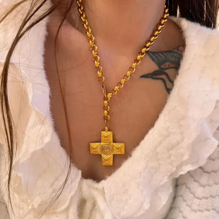 Retro Cross Plating Necklace - Diatoms