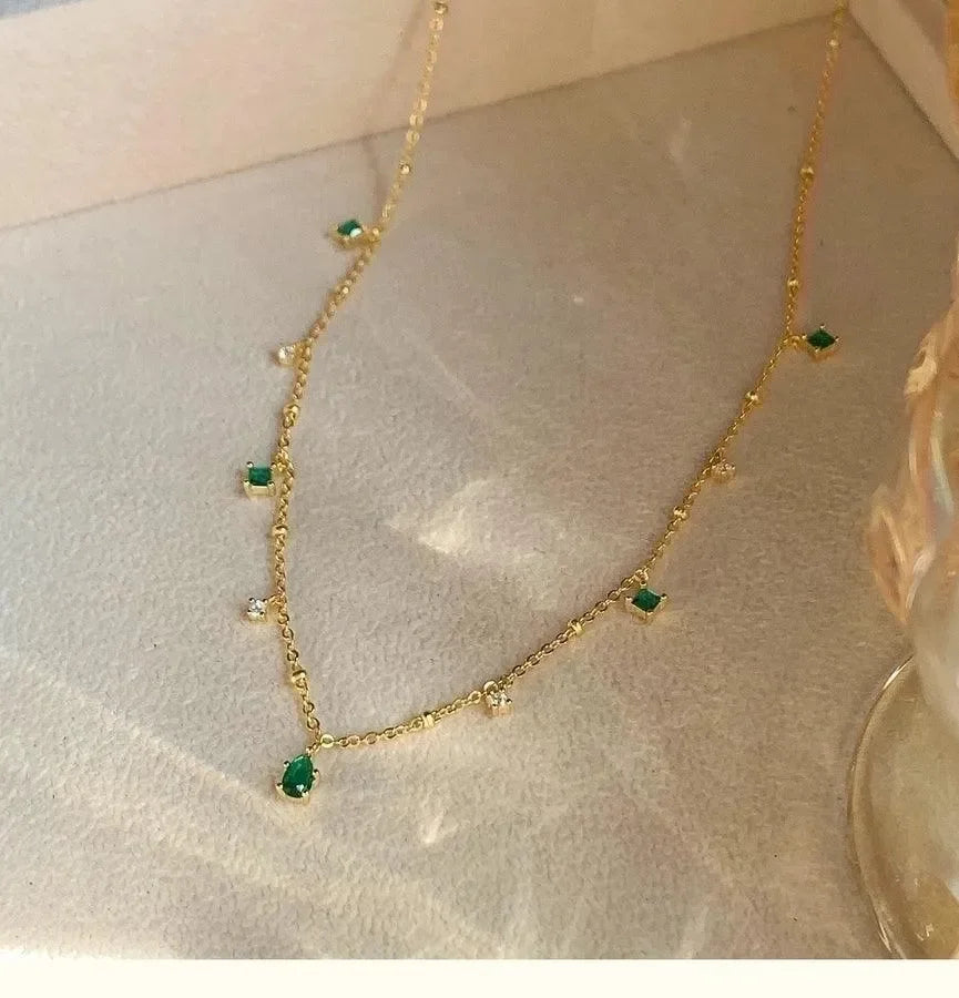 Clavicle Chain Niche Necklace - Diatoms