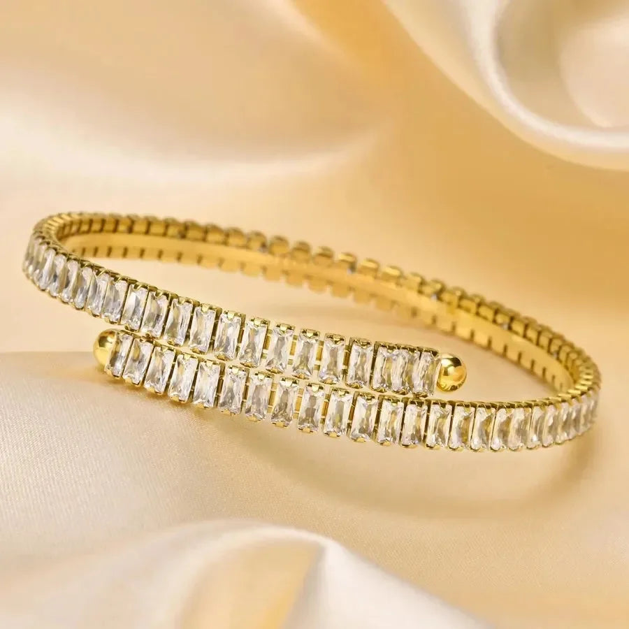 Luxy Stone Studded Hug Bracelet - Diatoms
