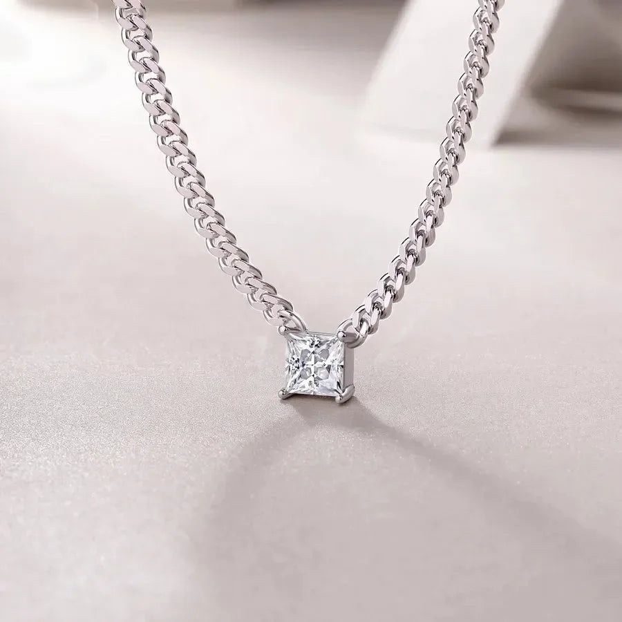 Luxy 925 Sterling Silver Moissanite Square GRA Certificate Pendant - Diatoms