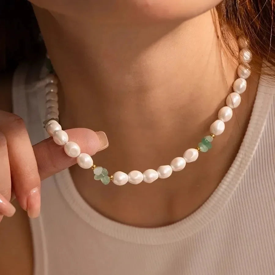 Luxy Beaded Pearl Round Necklace - Diatoms