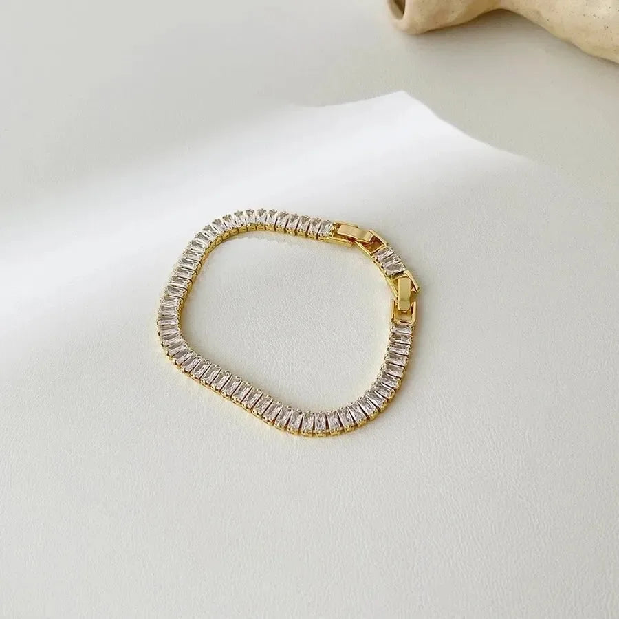 Trendy Treasures Diamond Necklace - Diatoms