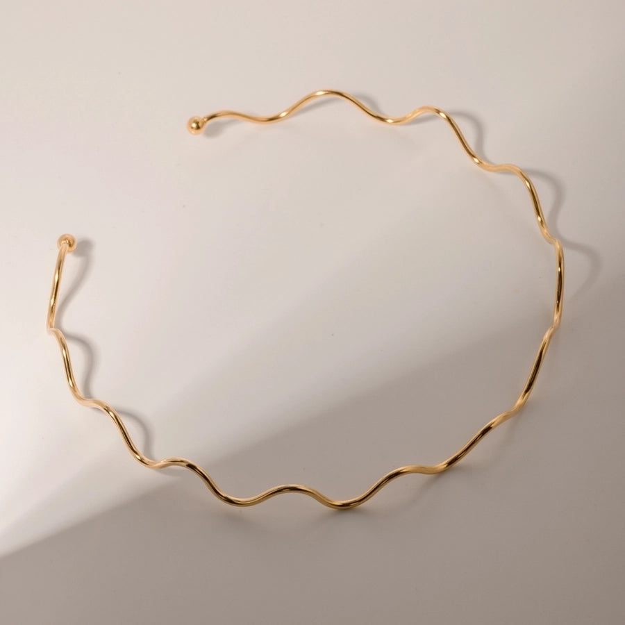 Luxy Golden Wave Choker Necklace