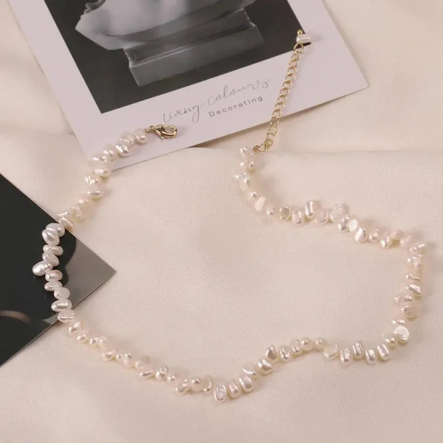 Vacation Round Pearl Beaded Necklace - Diatoms