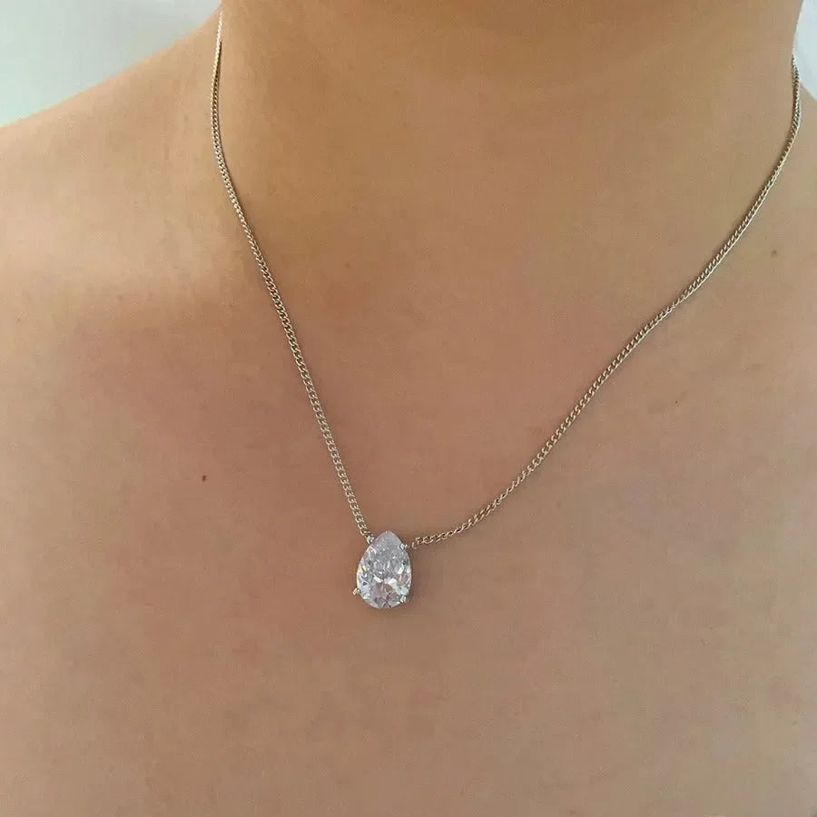 Geometric Droplets Necklace - Diatoms