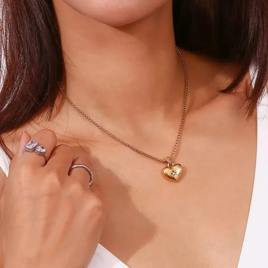 Luxy Love Necklace - Diatoms