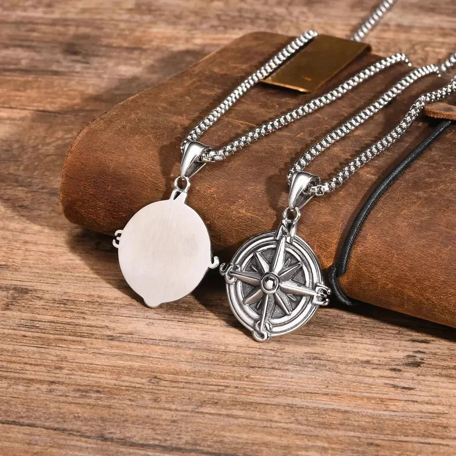 Compass Men Pendant - Diatoms