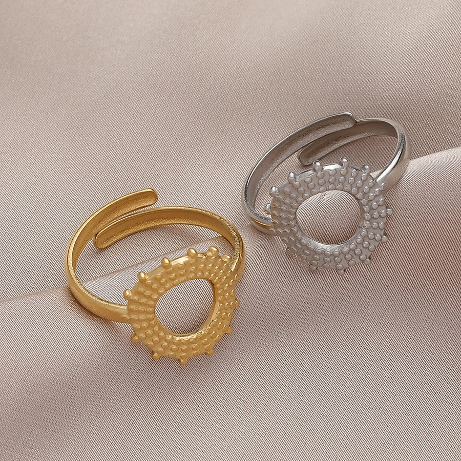 Luxy Round Adjustable Ring