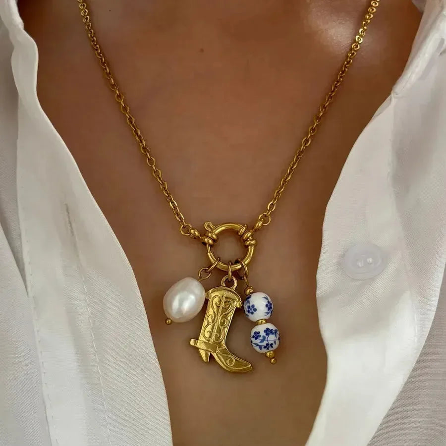 Chinoiserie Boots Pendant - Diatoms
