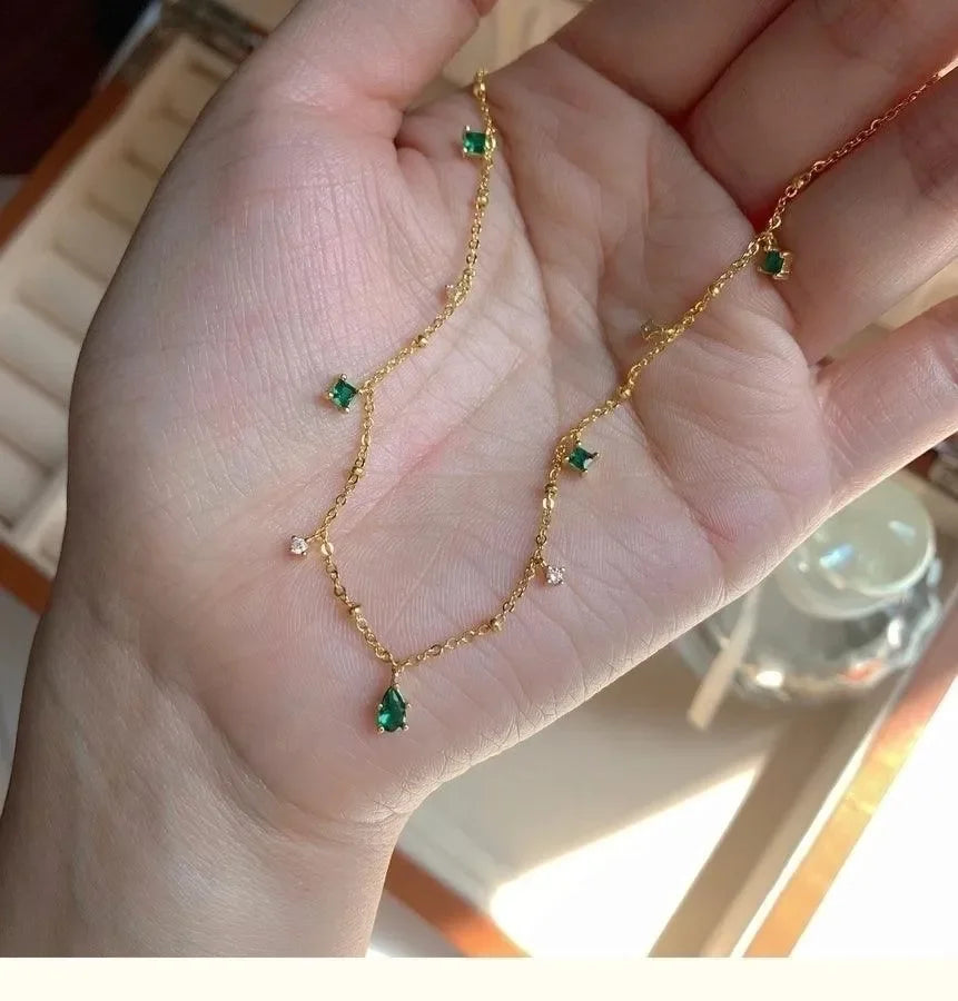 Clavicle Chain Niche Necklace - Diatoms