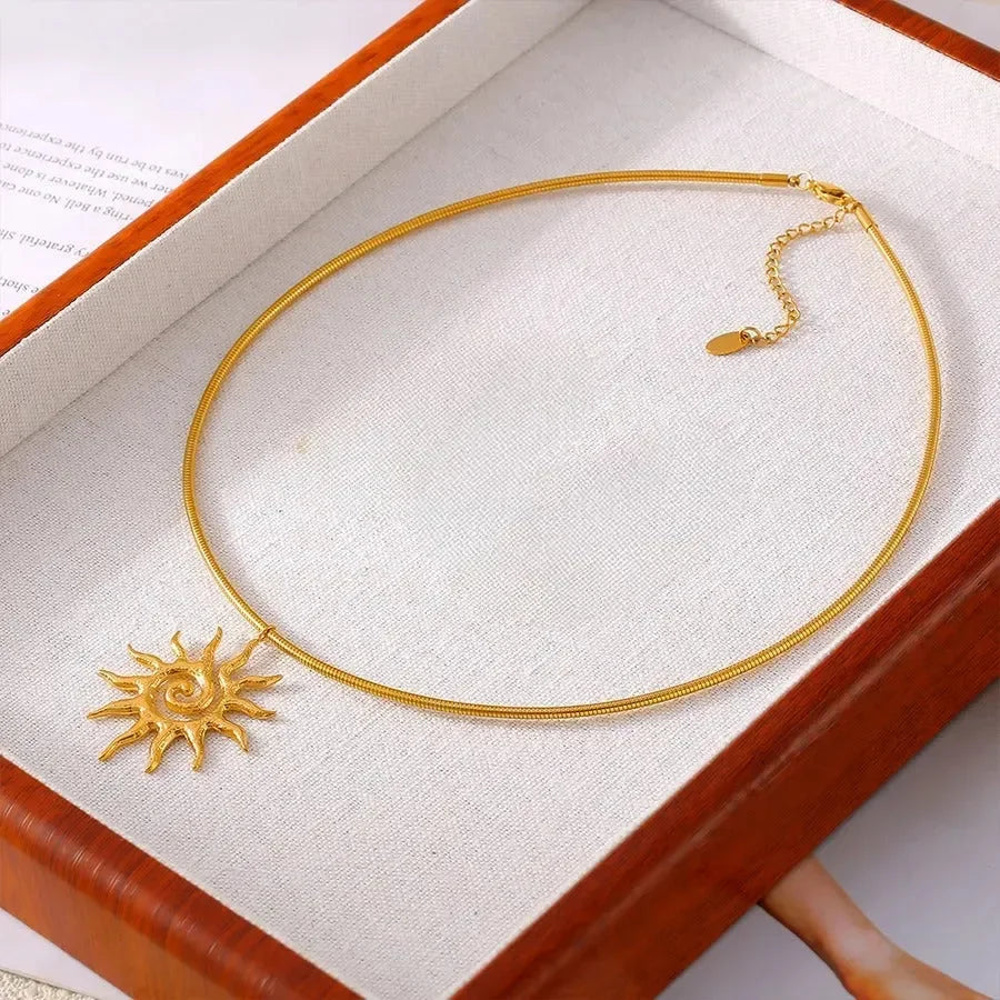 Sunny Necklace - Diatoms