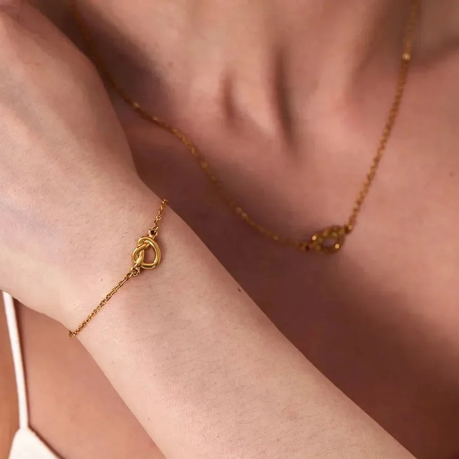 Interlocked Heart Shape Bracelets Necklace - Diatoms