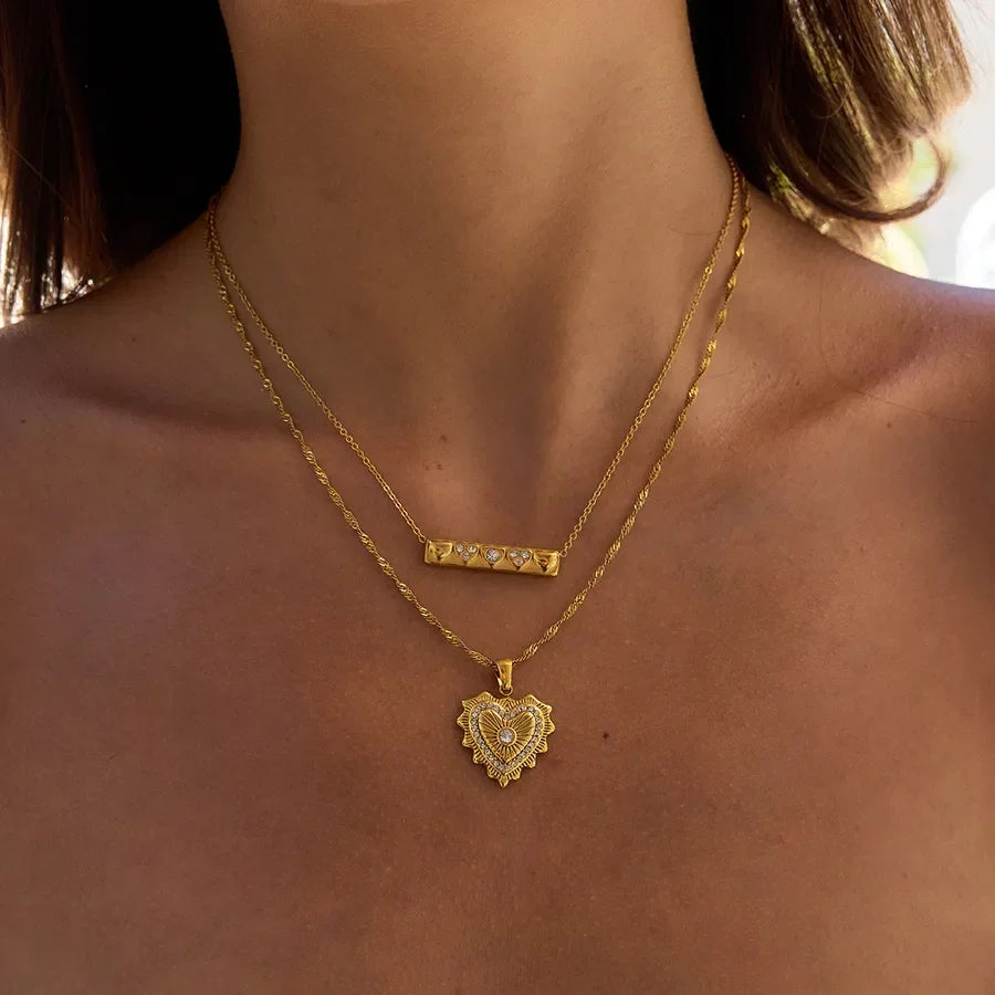 Lovelocked Thin Chain Pendant - Diatoms