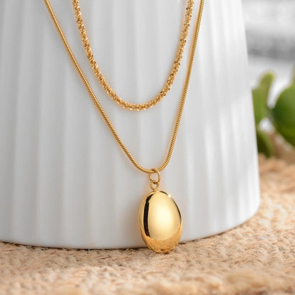 Luxy Double Layered Oval Necklace