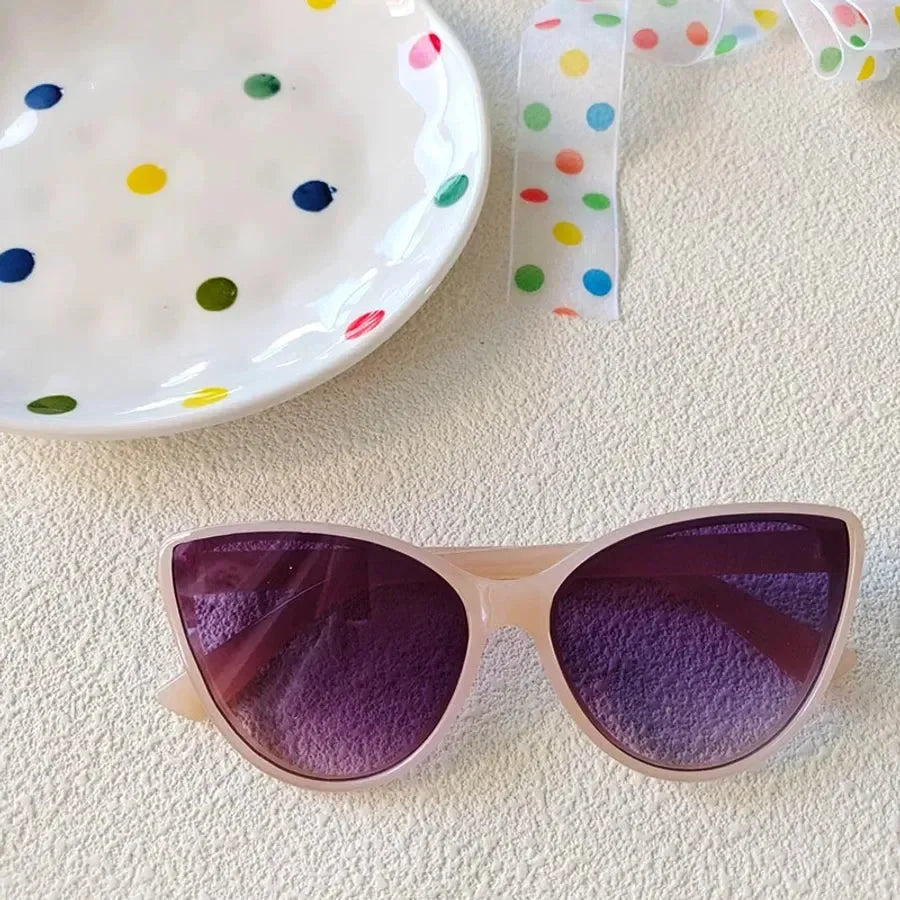 Diatoms Casual Princess Vacation Women's Sunglasses - Diatoms