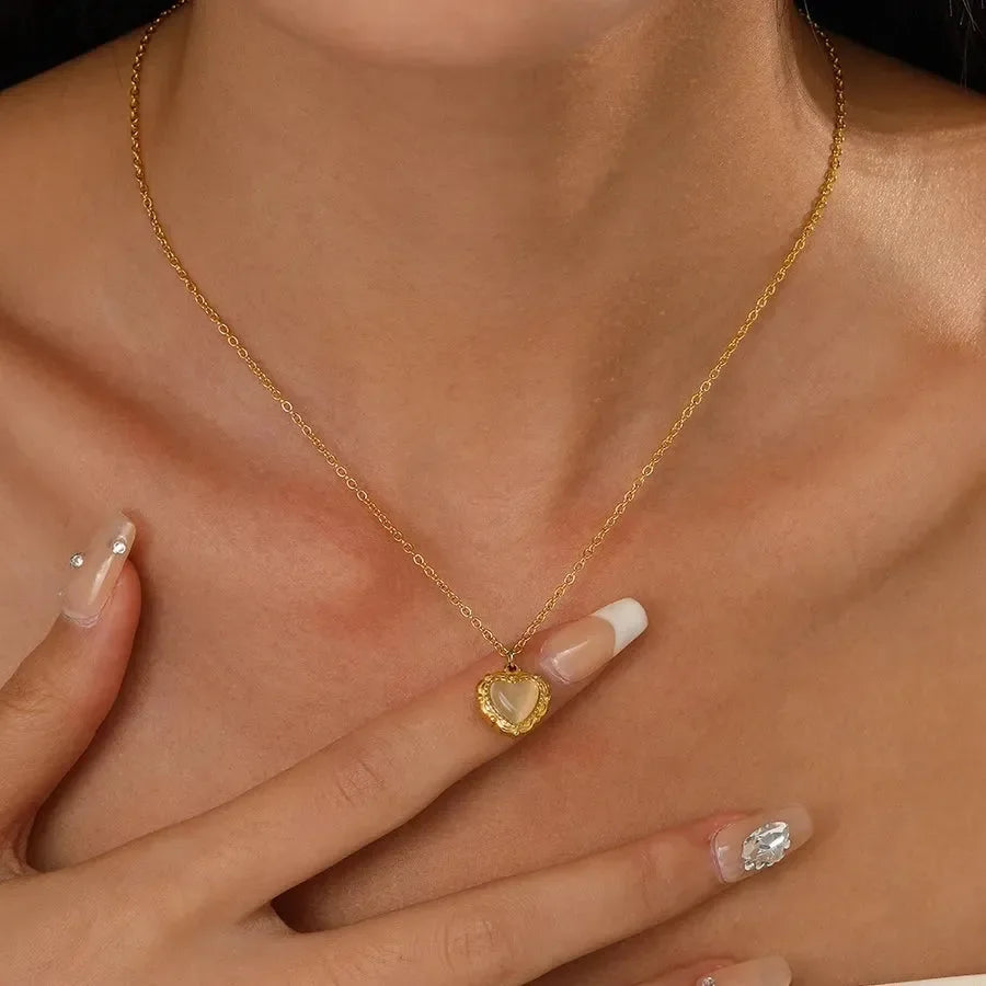 Luxy Vintage Necklaces - Diatoms